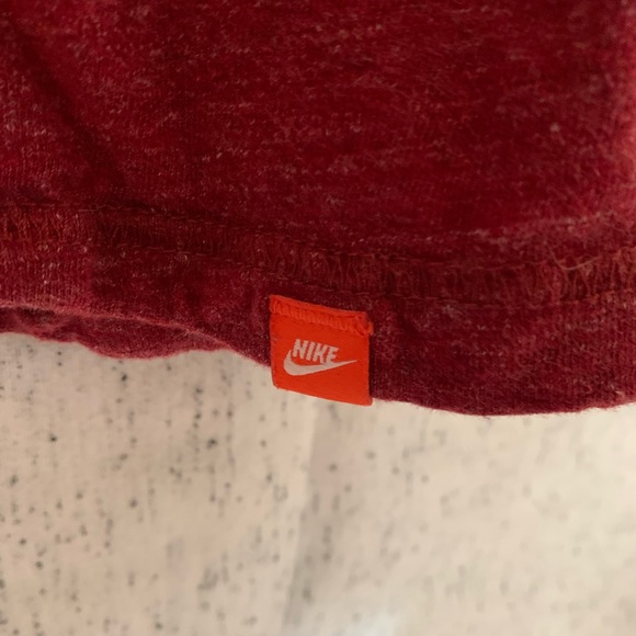 Nike T-shirt Size XL Red with Embroidered Swoosh. Red Tag. - Picture 3 of 5